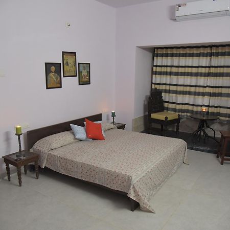 Mahavir Niwas Bed and Breakfast Ουνταϊπούρ Εξωτερικό φωτογραφία